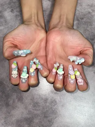 ネイル rino nail所属・坂 しおのネイルデザイン