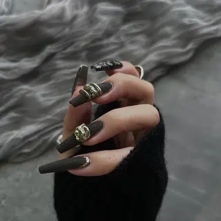 ネイル Ray. ／綺麗目ニュアンスのネイルデザイン