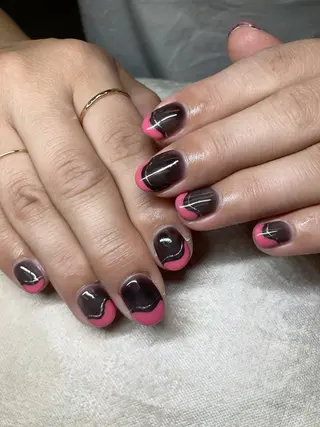 ネイル ECLAT エクラ所属・寺山 千鶴のネイルデザイン