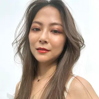 カラー LoA lnternational Shinjuku所属・デザインカット/新宿 🕊️mao 🌿のヘアスタイル