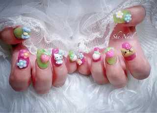 ネイル She   Nail所属・ISA_ BELLAのネイルデザイン