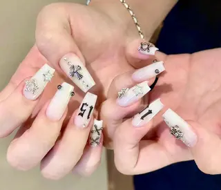 ネイル 🎀 NaNa_nailのネイルデザイン