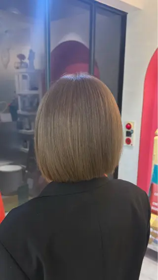 ショート カラー Boxmico. / カカズ コトネのヘアスタイル