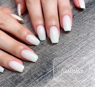 ネイル -nailroom- familiaのネイルデザイン