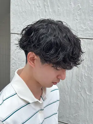 ミディアム カラー パーマ メンズ メンズパーマ特化 🔥韓国ヘア職人🔥のヘアスタイル