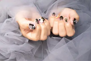 ネイル Reverb❁︎ 井上のネイルデザイン