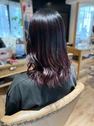 セミロング 上原 花奈のヘアスタイル
