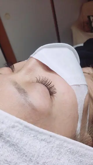 ロング カラー パーマ ヘアアレンジ キッズ ネイル マツエク・マツパ brille ~eyelash~のマツエク・マツパデザイン