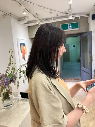 ミディアム こだわりのレイヤー /透明感カラーのヘアスタイル