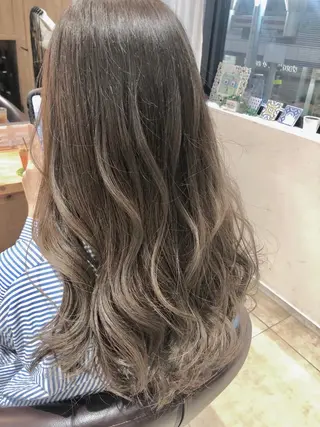 ロング Elle✂︎ Riinaのヘアスタイル