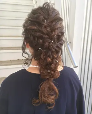 ロング カラー ヘアアレンジ 榎園 由美のヘアスタイル