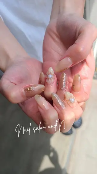 ネイル and Nのネイルデザイン
