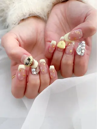 ネイル 五十嵐 美智のネイルデザイン