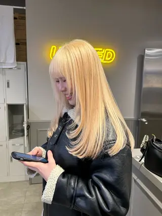 ロング カラー 韓国/トレンド レイヤー【101】のヘアスタイル