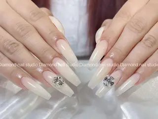 Diamond 🚢のネイルデザイン