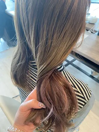 カラー ベージュ/インナー カラー🤍Rieのヘアスタイル