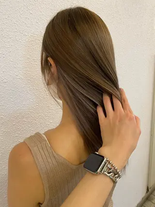 セミロング SHOKO スタイリストのヘアスタイル
