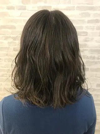 ミディアム カラー 小金丸 里沙のその他イメージ
