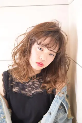 ミディアム カラー ヘアアレンジ テラモト カズヨシのヘアスタイル
