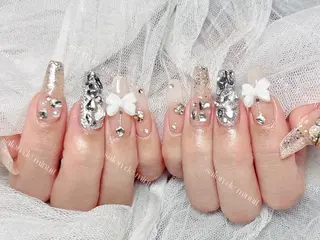 ネイル Momo 🤍のネイルデザイン