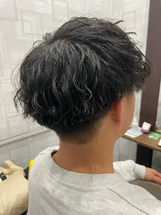 ショート パーマ メンズ カットパーマ✂️ 小坂田玲亜のヘアスタイル