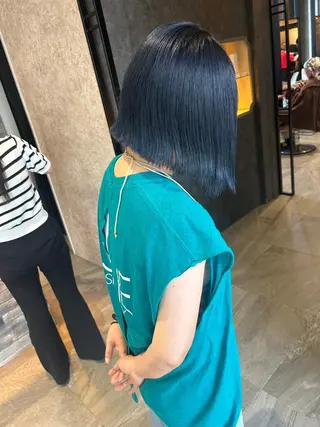 カラー Kobayashi ハイライト/ショートのヘアスタイル