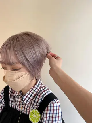 カラー ade omotesando所属・鷺谷 玲奈のヘアスタイル