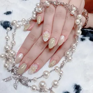 ネイル 💅ネイルハウス🏡 🎀TOMO🎀のネイルデザイン