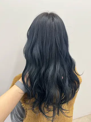 カラー ブリーチ・縮毛矯正 三島佳音のヘアスタイル