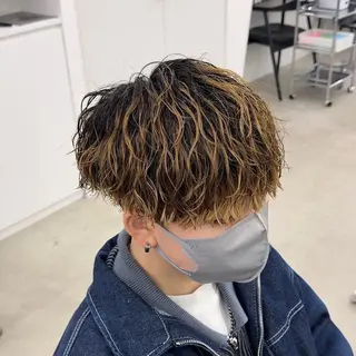 ショート カラー メンズ Ace men's salon岐阜店所属・🔥メンズ特化美容師 パーマのヘアスタイル
