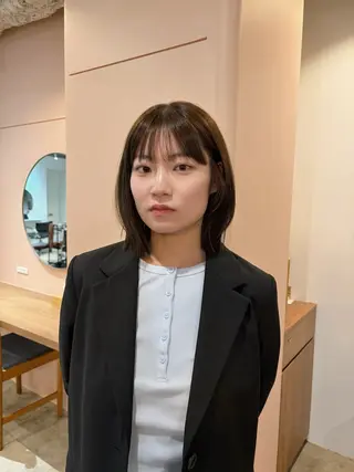 セミロング 🧣misaki 透明感カラー🧣のヘアスタイル