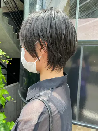 ショート シンプル+αな デザインを 松崎陸のヘアスタイル