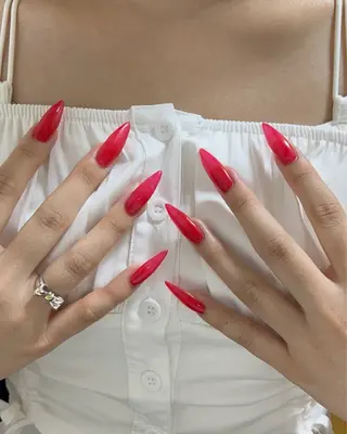 ネイル Nes.Nail所属・Miyagi Asamiのネイルデザイン