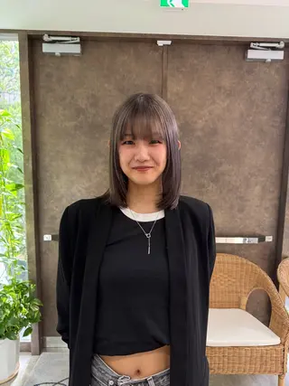 ショート ボブ/ハイトーン🪽 堀内志茉🍀のヘアスタイル