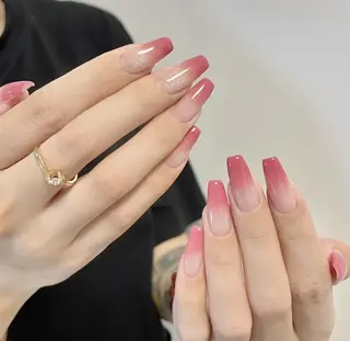 ネイル Queens 榊 まおのネイルデザイン