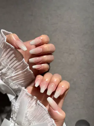 ネイル I-nailロング /ワンホン/キラキラのネイルデザイン