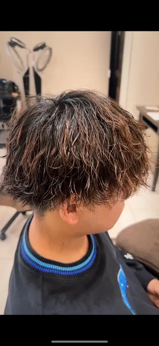 パーマ メンズ 荒木 郁実のヘアスタイル