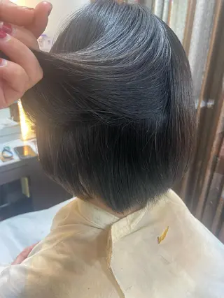 ミディアム 瀧下 唯のヘアスタイル