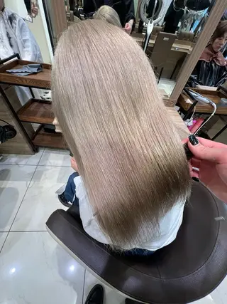 セミロング カラー ブリーチ/デザイン 💎ryuyaのヘアスタイル