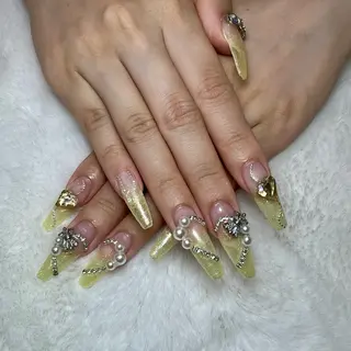 ネイル share所属・. yurieのネイルデザイン