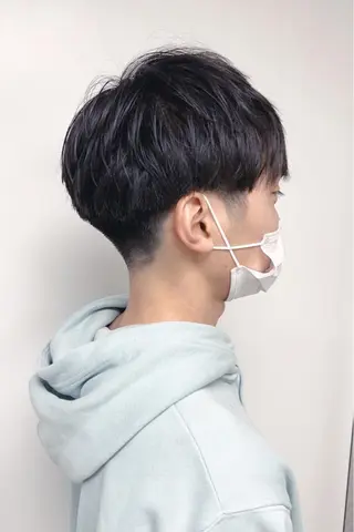 ショート メンズ morio from london所属・松岡彩華 ボブ /グレージュのヘアスタイル