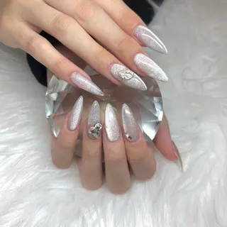 ネイル 中元 月のネイルデザイン