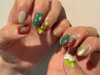 ネイル FIORITURA Maikoのネイルデザイン