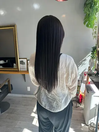 ロング 渡辺俊介 暗髪カラー /美髪矯正/髪質改善のヘアスタイル