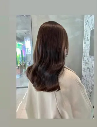 セミロング くすみカラー🏹🤎 Tsukinaのヘアスタイル