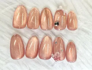 ミディアム SyiSyu なんば本店のネイルデザイン