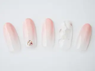 ネイル 酒井 美由紀のネイルデザイン