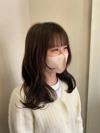 セミロング 原 朱莉のヘアスタイル
