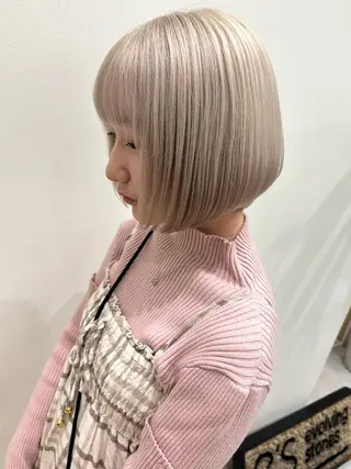 ショート 💛🤍U too e’s 鎌倉🧸のヘアスタイル