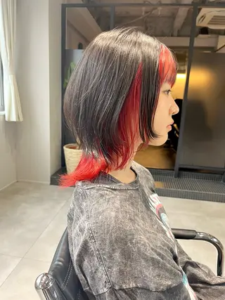 ミディアム カラー ウルフ/レイヤー/ ブリーチ/牧原歩夢のヘアスタイル